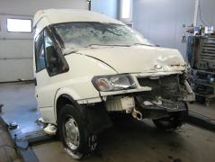 Ford Transit 2.4TDi Minibussi