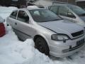 Kuva 1: Opel Astra G 2.0i 16v sport HB 2000