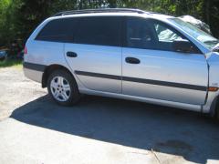 Toyota Avensis 1.8i 16v 81kw farkku