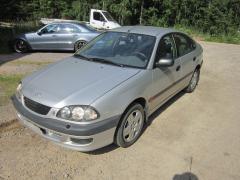 Toyota Avensis 1.8i 16V 5/LB