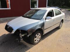 Skoda Octavia II 1.6i 8V 5/HB