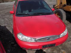 Ford Mondeo 1,816v -98 sedan