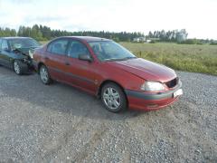 Toyota Avensis 1.6 VVti -00 sedan
