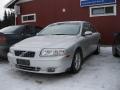 Kuva 1: Volvo S80 2005