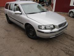 Volvo V70 II 2.4i