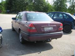 Mercedes-Benz C 180 220D sedan