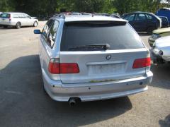 BMW 5 528i farkku