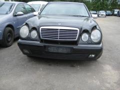 Mercedes-Benz E 200 220cdi