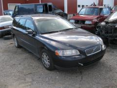 Volvo V70 D5