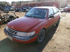 Saab 900