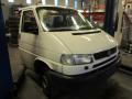 Kuva 2: Volkswagen Transporter 2,5 TDI 75 kW 2001