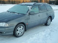 Toyota Avensis 1.6 VVti -02