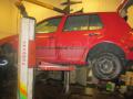 Kuva 2: Volkswagen Golf IV 1.4 2002