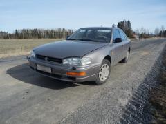 Toyota Camry 2.2 -93