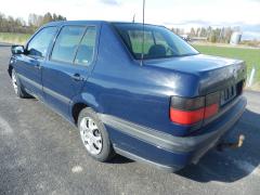 Volkswagen Vento 1.8 CL -95