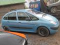 Kuva 2: Citroen Xsara Picasso 1,8 16V -01 2001