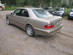Mercedes-Benz E 210 200 CDi Sed