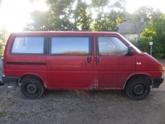 Volkswagen Caravelle 2,4D 4x4 Syncro lyhyt- 93