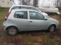 Kuva 2: Fiat Punto 1,2 8V 2D HB -04 2004