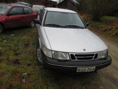 Saab 900