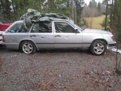 Mercedes-Benz 124 200T -86 farm.