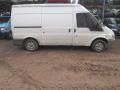 Kuva 2: Ford Transit 2,0TD lyhyt puolikorkea -01 2001