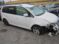 Volkswagen Touran 1.9tdi dsg /7paikkainen