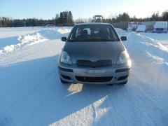 Toyota Yaris 1.0 16V 3-ov. -04