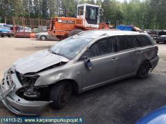 Toyota avensis 03->>