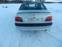 Toyota Avensis 1.6 sed. -98