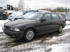 BMW 5-sarja E39 523i farmari