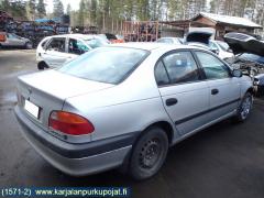 Toyota avensis 98-02