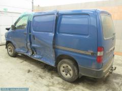 Toyota hi-ace 06->>