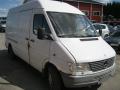 Kuva 2: Mercedes-Benz Sprinter 312 2000