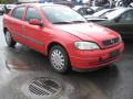 Kuva 2: Opel Astra G 1.6i 8v 1998