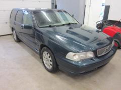Volvo V70 2.4i 20V