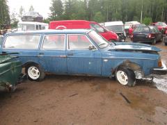 Volvo 245 -77