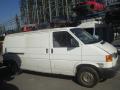 Kuva 2: Volkswagen Transporter 2,5TDI pitk -99 1999