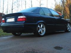 BMW E36 325i Sed
