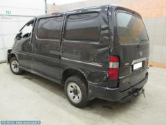 Toyota hi-ace 06->>