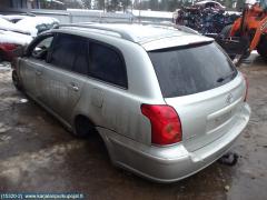 Toyota avensis 03->>