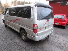 Toyota Hiace 2.4D Pitkä/Bussi