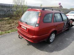 Toyota Corolla 1.6 VVti Farm -01