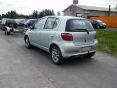 Toyota Yaris 1.3 5-ov. -03