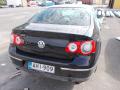 Kuva 2: Volkswagen Passat 3.2 fsi 2006