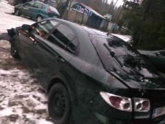 Mazda 6 2,0 aut -02 vihreä