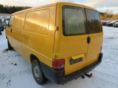 Volkswagen Transporter T4 2.4 D