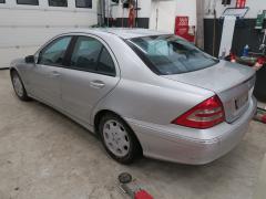 Mercedes-Benz C 203 200 CDi Sed