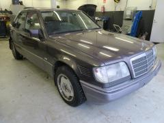 Mercedes-Benz E 124 300 D Sed