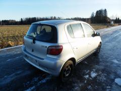 Toyota Yaris 1.3 5-ov. -00